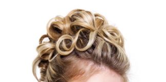 Pettinature sposa 444 0 Pettinature sposa